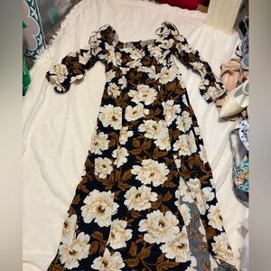 Old Navy Black, White, and Brown dress